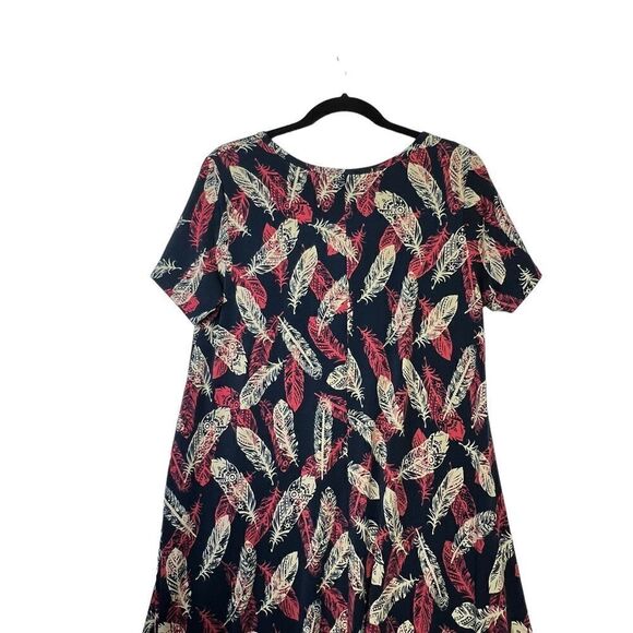 LuLaRoe feather Womens Carly M - Picture 6 of 11